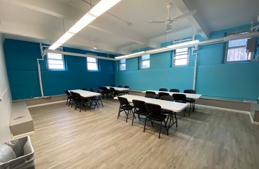 228 Albany, Buffalo, NY 14213 Schools For Sale