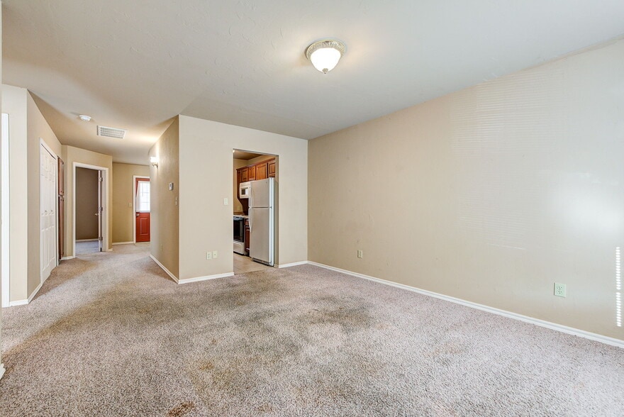 More Photos Of 713 S Locust St, Guthrie Apartments For Sale