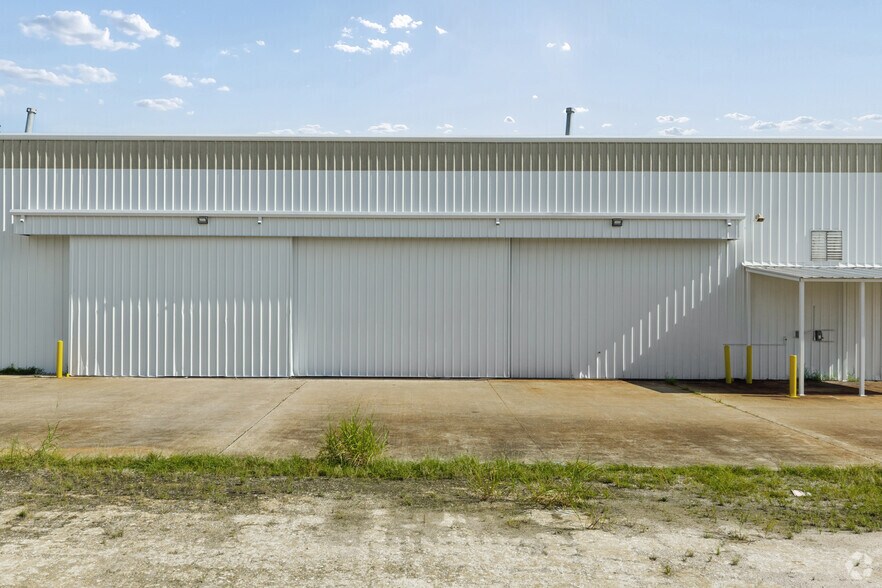 More Photos Of 11939 Aldine Westfield Rd, Houston Unknown For Lease
