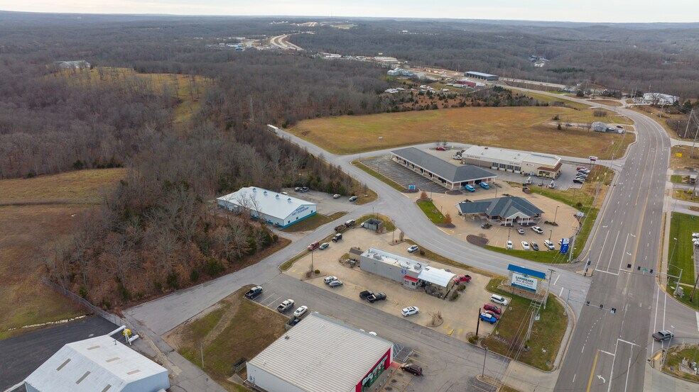 More Photos Of 5980 Mayer Ct, Osage Beach Specialty For Sale