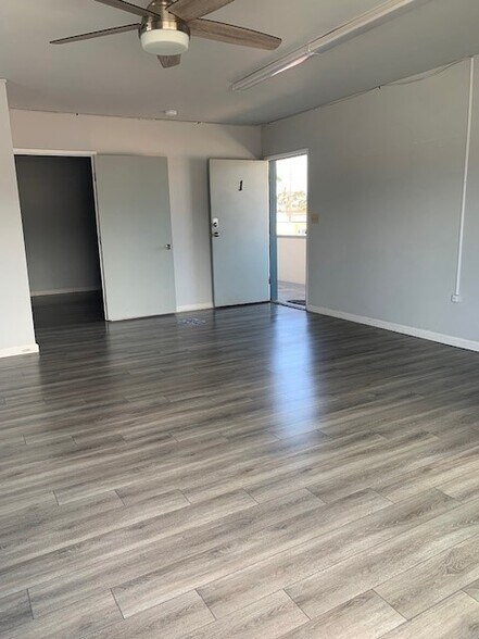 More Photos Of 5733 Hollister Ave, Goleta Storefront Retail Office For Lease