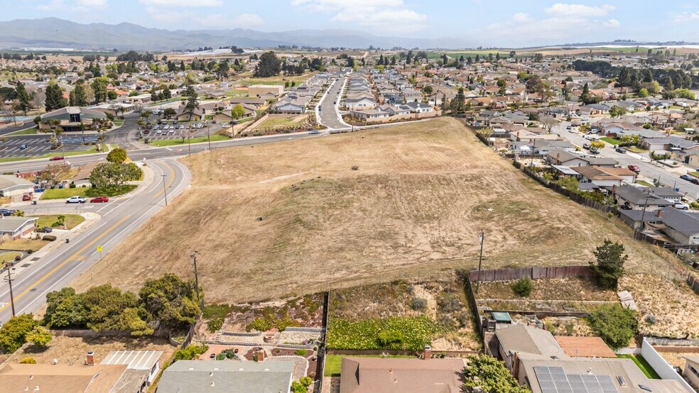 More Photos Of 400 Waller, Santa Maria Land For Sale