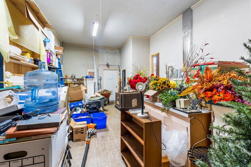 More Photos Of 537 7th Ave SW, Albany Religious Facility For Sale