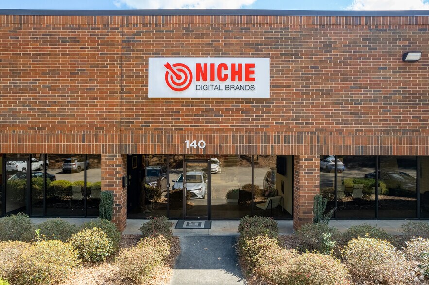 More Photos Of 5730 Oakbrook Pky, Norcross Distribution For Lease
