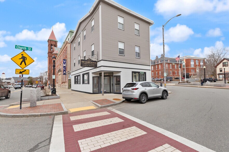 More Photos Of 231 Cabot St, Beverly Storefront Retail Residential For Lease