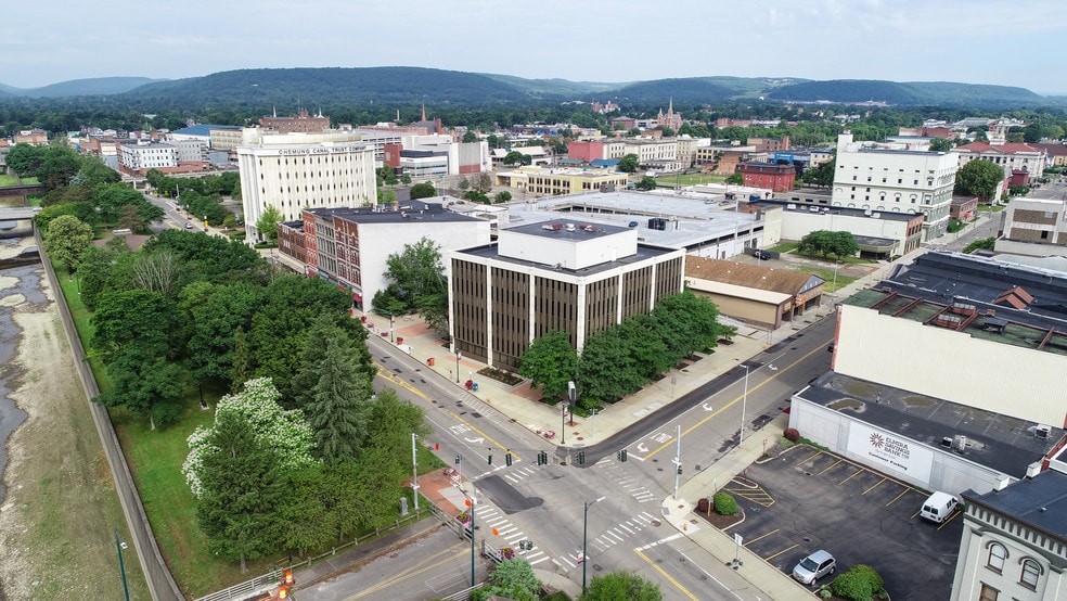 More Photos Of 112-114 Lake St, Elmira Storefront Retail Residential For Lease