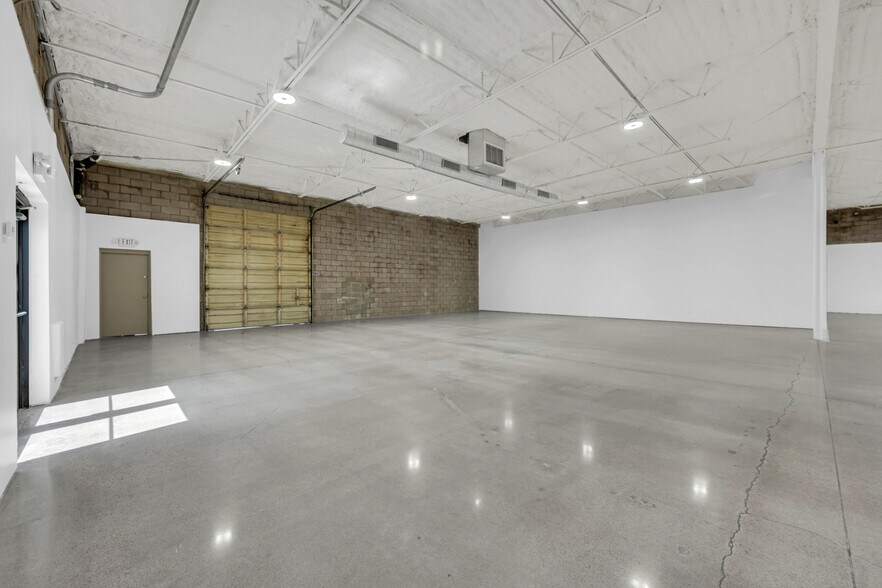 More Photos Of 42 W Boxelder Pl, Chandler Showroom For Lease