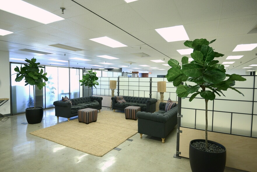 More Photos Of 6700-6800 NE 59th Pl, Portland Warehouse For Lease