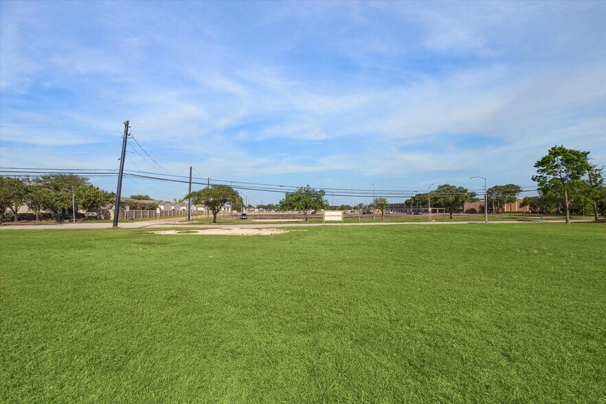 More Photos Of 0 Beamer, Houston Land For Sale
