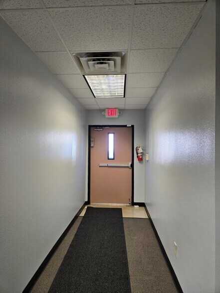 More Photos Of 700 S 10th St, McAllen Office For Sale