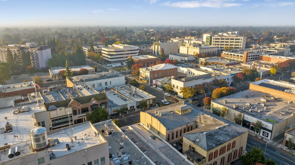 More Photos Of 100 Willow Plz, Visalia Medical For Sale