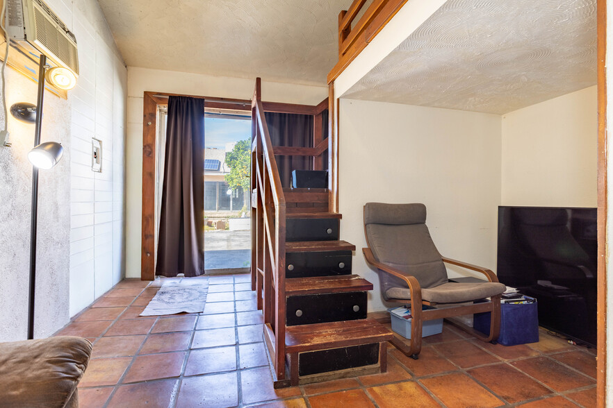 More Photos Of 9826 Columbus Ave, North Hills Apartments For Sale