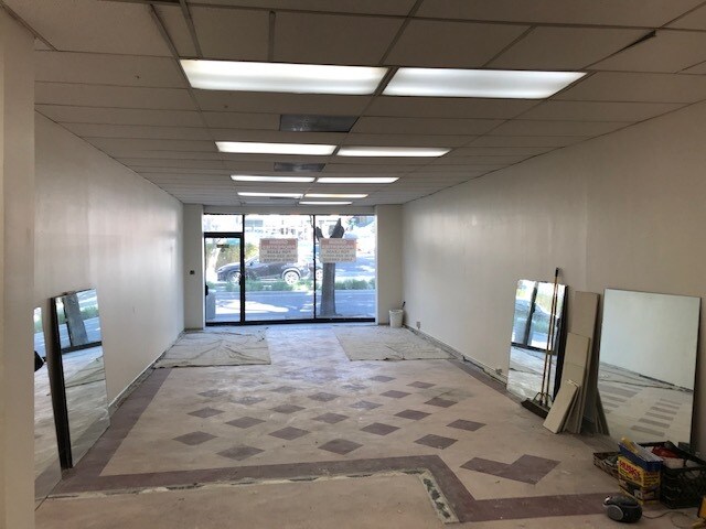 More Photos Of 7854-7864 Santa Monica Blvd, Los Angeles Storefront For Lease