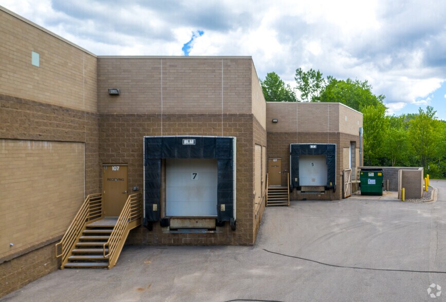 More Photos Of 6455 Flying Cloud Dr, Eden Prairie Office For Lease