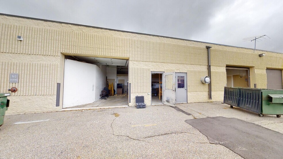 More Photos Of 6950 146th St W, Apple Valley Light Manufacturing For Lease