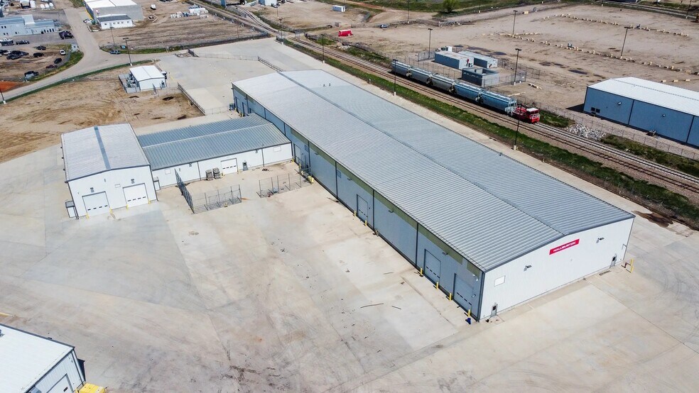 More Photos Of 420 22nd Ave NE, Williston Light Manufacturing For Lease