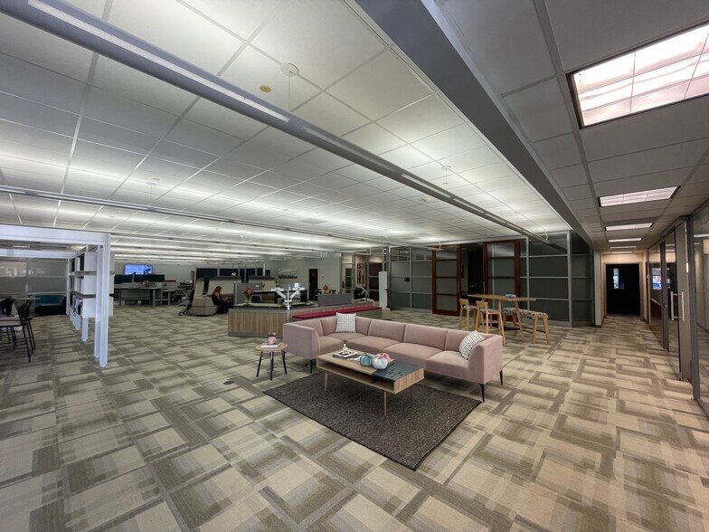 More Photos Of 1104 Shop Rd, Columbia Warehouse For Sale