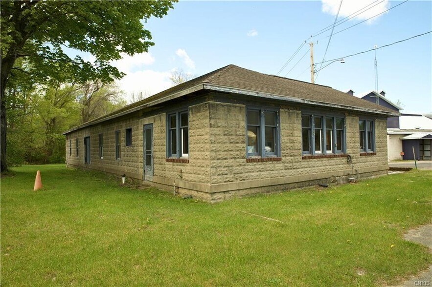 More Photos Of 10295 Storage Ave, North Rose Warehouse For Sale
