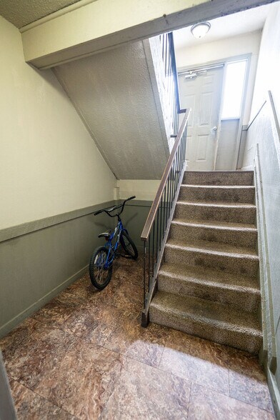 More Photos Of 300 E Windsor, Arkansas City Apartments For Sale