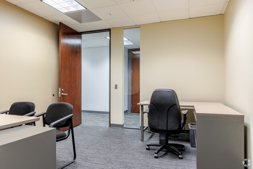 More Photos Of 600 17th St, Denver Coworking Space