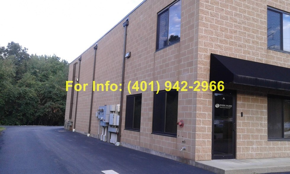 More Photos Of 81 Western Industrial Dr, Cranston Warehouse For Sale