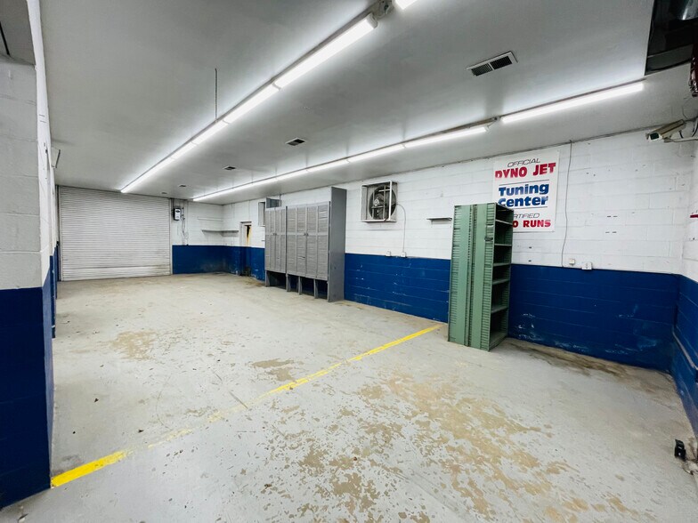 More Photos Of 312 Kanuga Rd, Hendersonville Auto Dealership For Lease