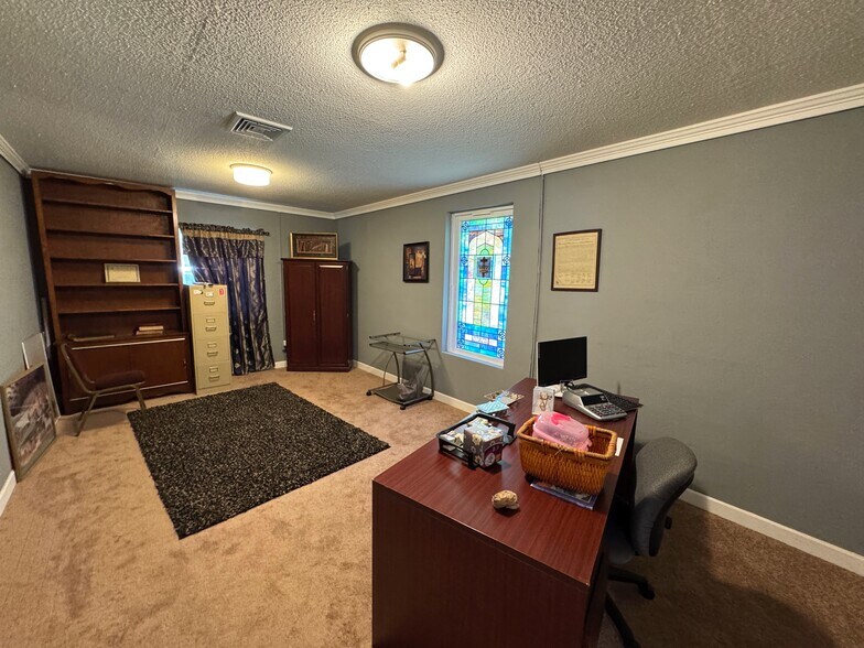 More Photos Of 426 Old Commerce Road Ext, Athens Religious Facility For Sale