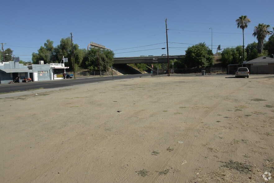Primary Photo Of 704 N Fresno St, Fresno Land For Sale