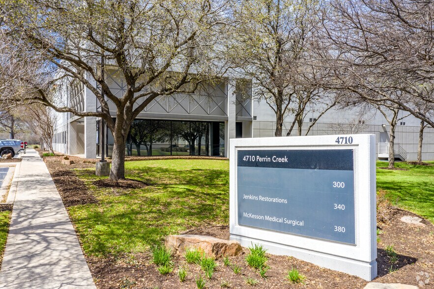 More Photos Of 4710 Perrin Crk, San Antonio Warehouse For Lease