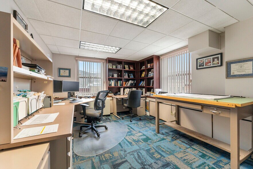 More Photos Of 1 W Market St, Corning Office For Lease