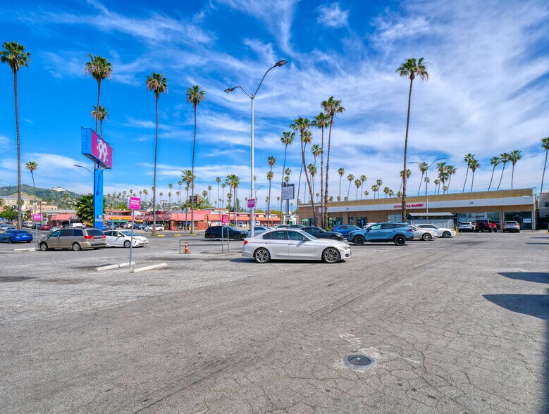 More Photos Of 5214 W Sunset Blvd, Los Angeles Storefront For Lease