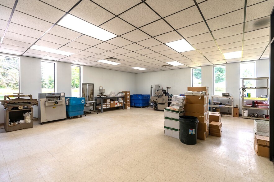 More Photos Of 5982 E Molloy Rd, Mattydale Medical For Sale