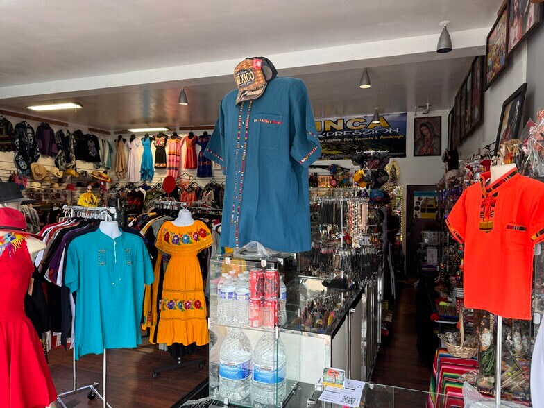 More Photos Of 602 S Main St, Santa Ana General Retail For Sale