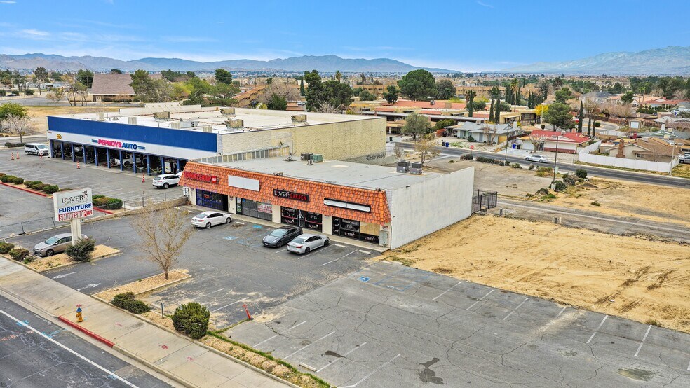 More Photos Of 14433 7th St, Victorville Storefront Retail Office For Sale