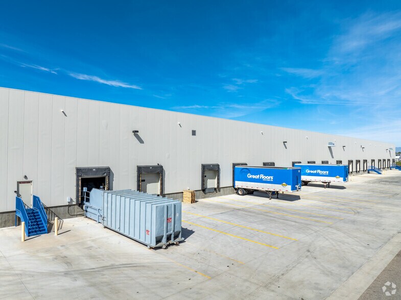 More Photos Of 16400 Norco Way, Nampa Warehouse For Lease
