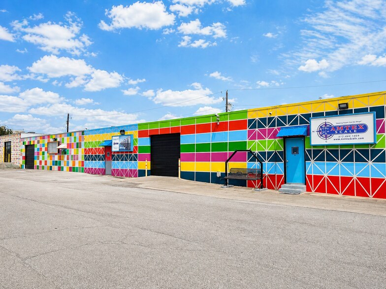 Primary Photo Of 820 Shelby Ln, Austin Warehouse For Lease
