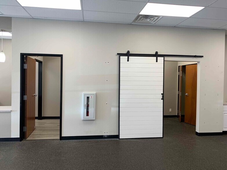 More Photos Of 143-151 Exchange Blvd, Hutto Unknown For Lease