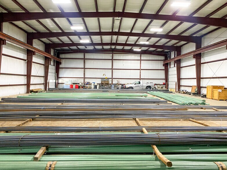 More Photos Of 4926 Church Rd, East Saint Louis Industrial For Sale