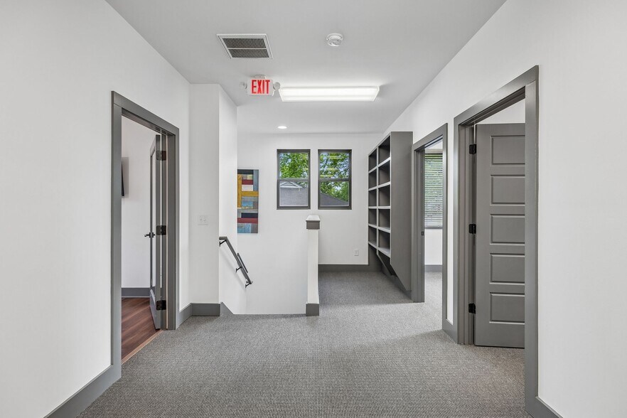 More Photos Of 2831 Azalea Pl, Nashville Office Residential For Lease