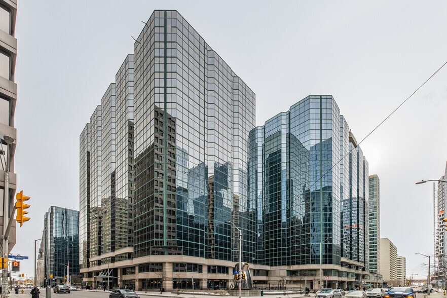 More Photos Of 180 Kent St, Ottawa Office For Lease