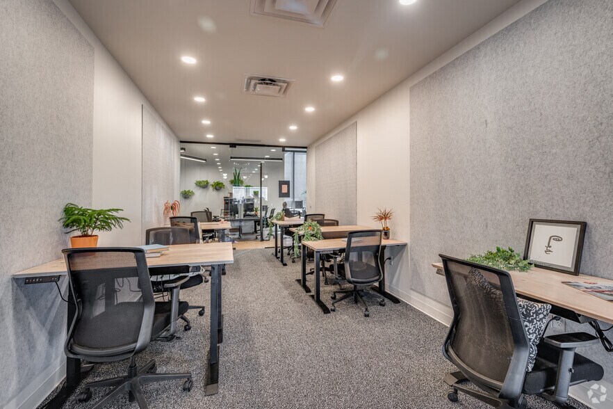 More Photos Of 2101 Pearl St, Boulder Coworking Space