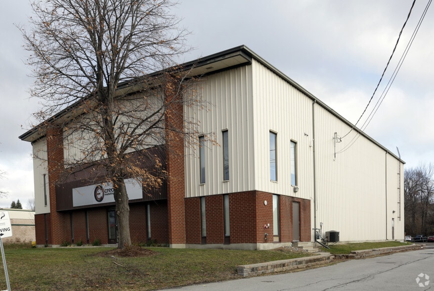 Primary Photo Of 24 Edgewater St, Ottawa Warehouse For Sale