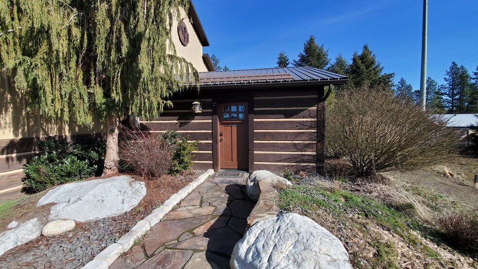 More Photos Of 4547 W Seltice Way, Coeur d'Alene Light Manufacturing For Lease