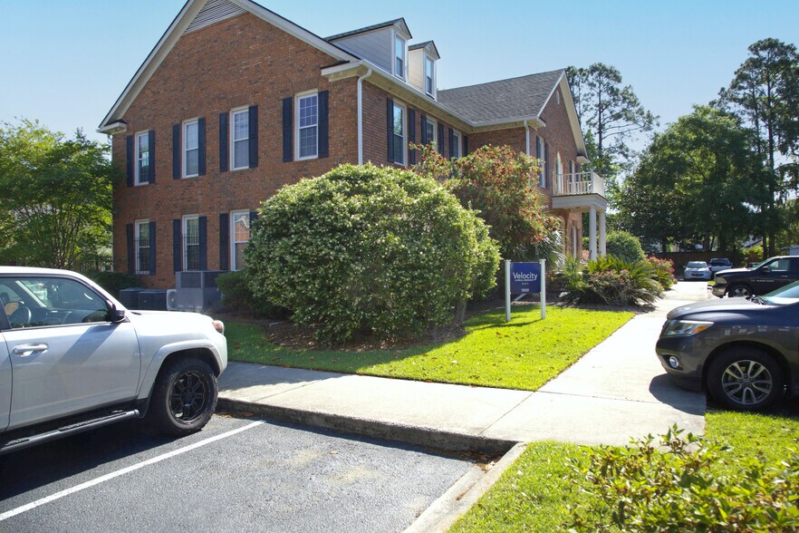 More Photos Of 340 Eisenhower Dr, Savannah Medical For Sale