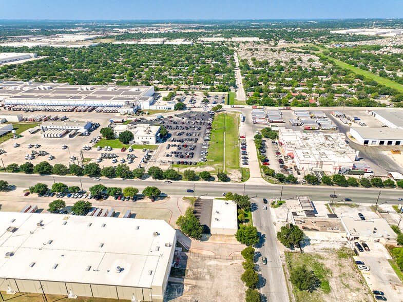 More Photos Of 5260 Rittiman Rd, San Antonio Light Distribution For Sale