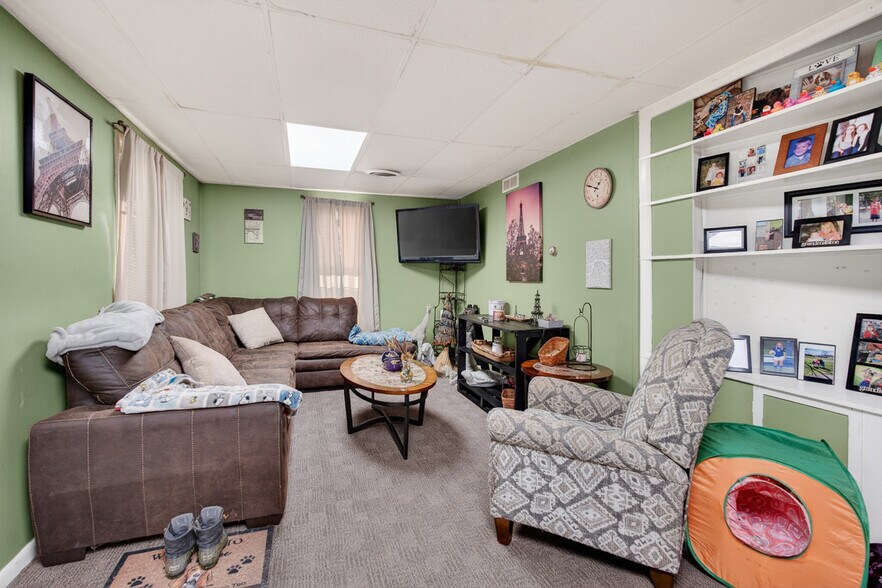 More Photos Of 60200 Southgate Rd, Byesville General Retail For Sale