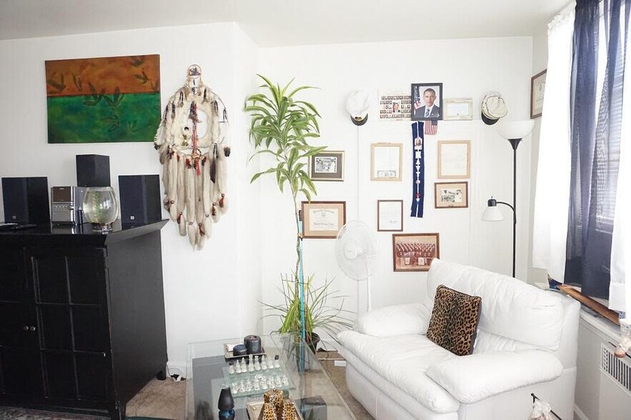 More Photos Of 1639 Douglas Ave, Racine Apartments For Sale