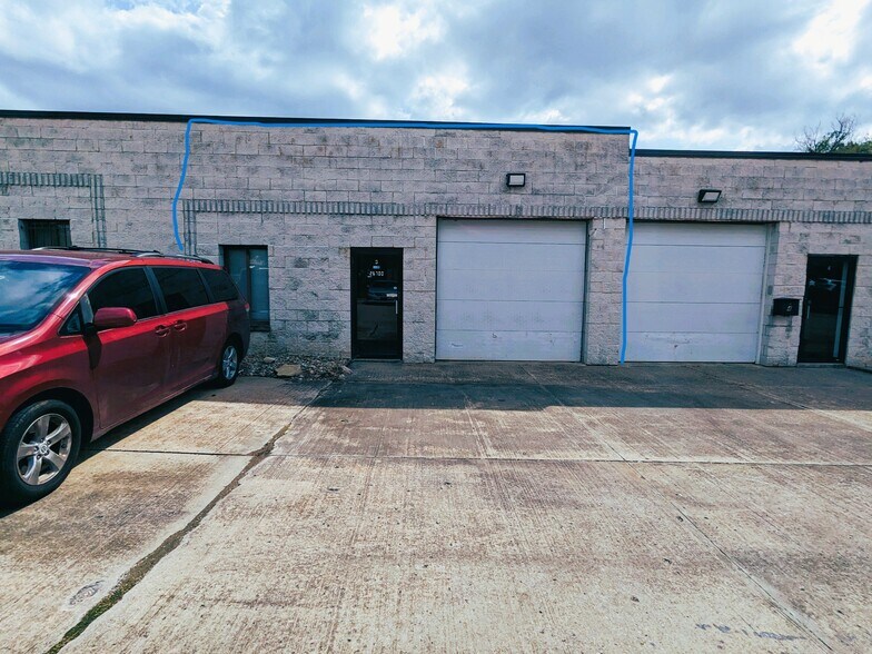 More Photos Of 26700 Renaissance Pky, Warrensville Heights Manufacturing For Lease