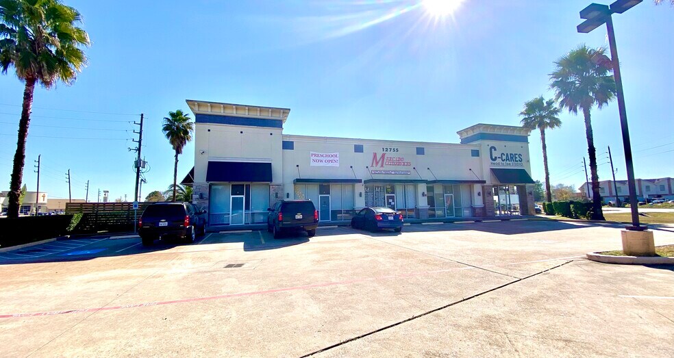 More Photos Of 12755 Walters Rd, Houston Storefront Retail Office For Lease
