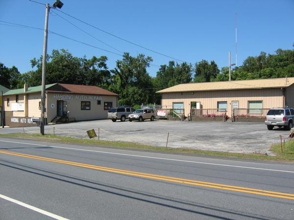More Photos Of 77 Creek Rd, Poughkeepsie Auto Repair For Sale
